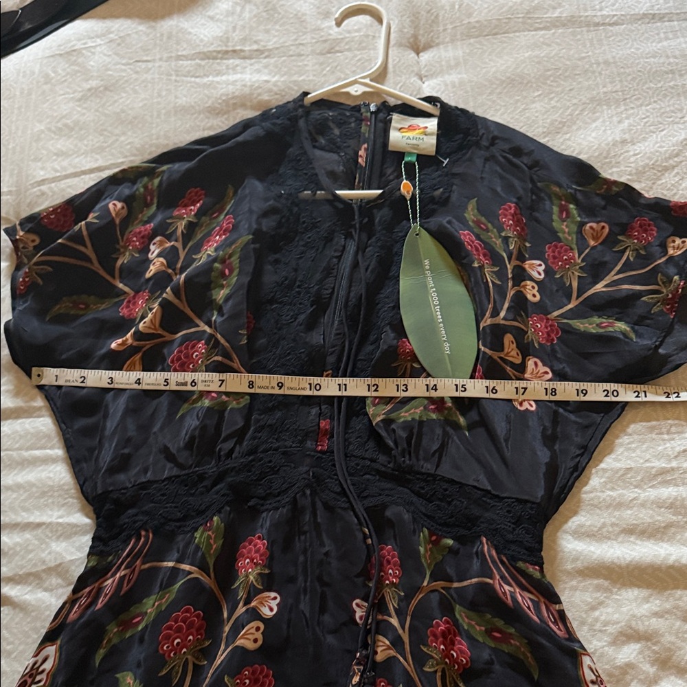 Berry Garden Embroidered Satin Minidress
FARM Rio NEW - Picture 9 of 11